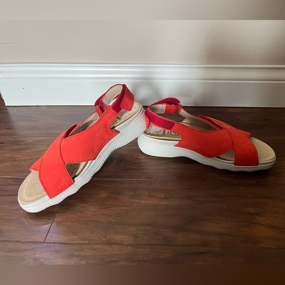 Moblis Ergonomic by Mephisito-NWOT Size 40 Euro/ US Size 10. - Picture 6 of 10